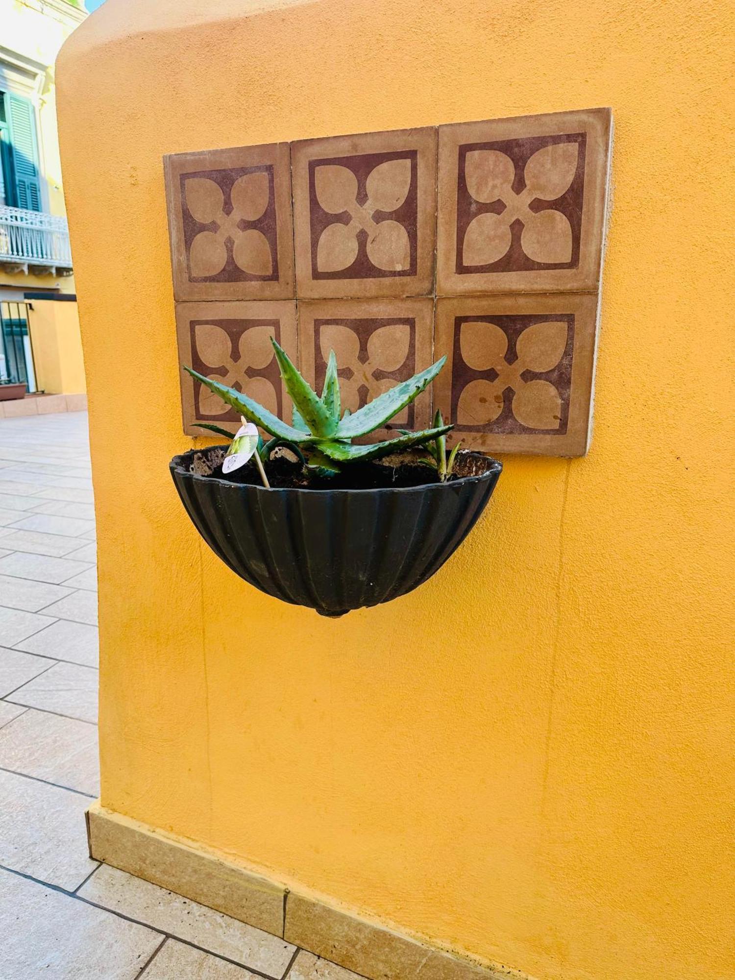 Flo' Hotel Napoli Exterior foto